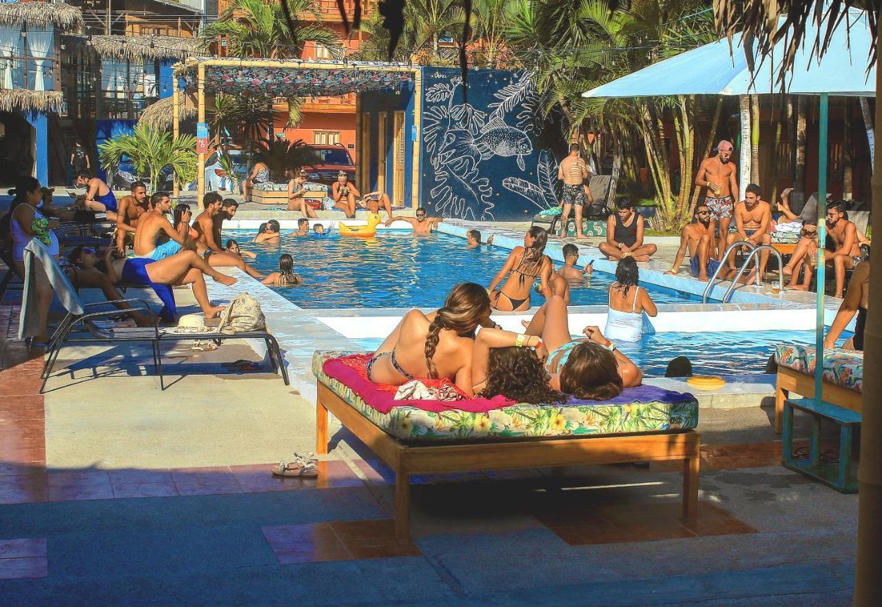 Hotel Selina Montañita