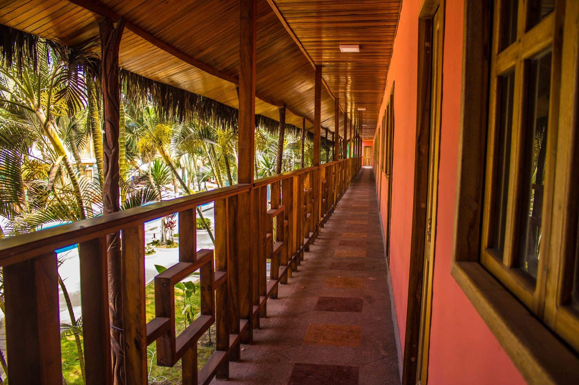 Selina Hotel 3*